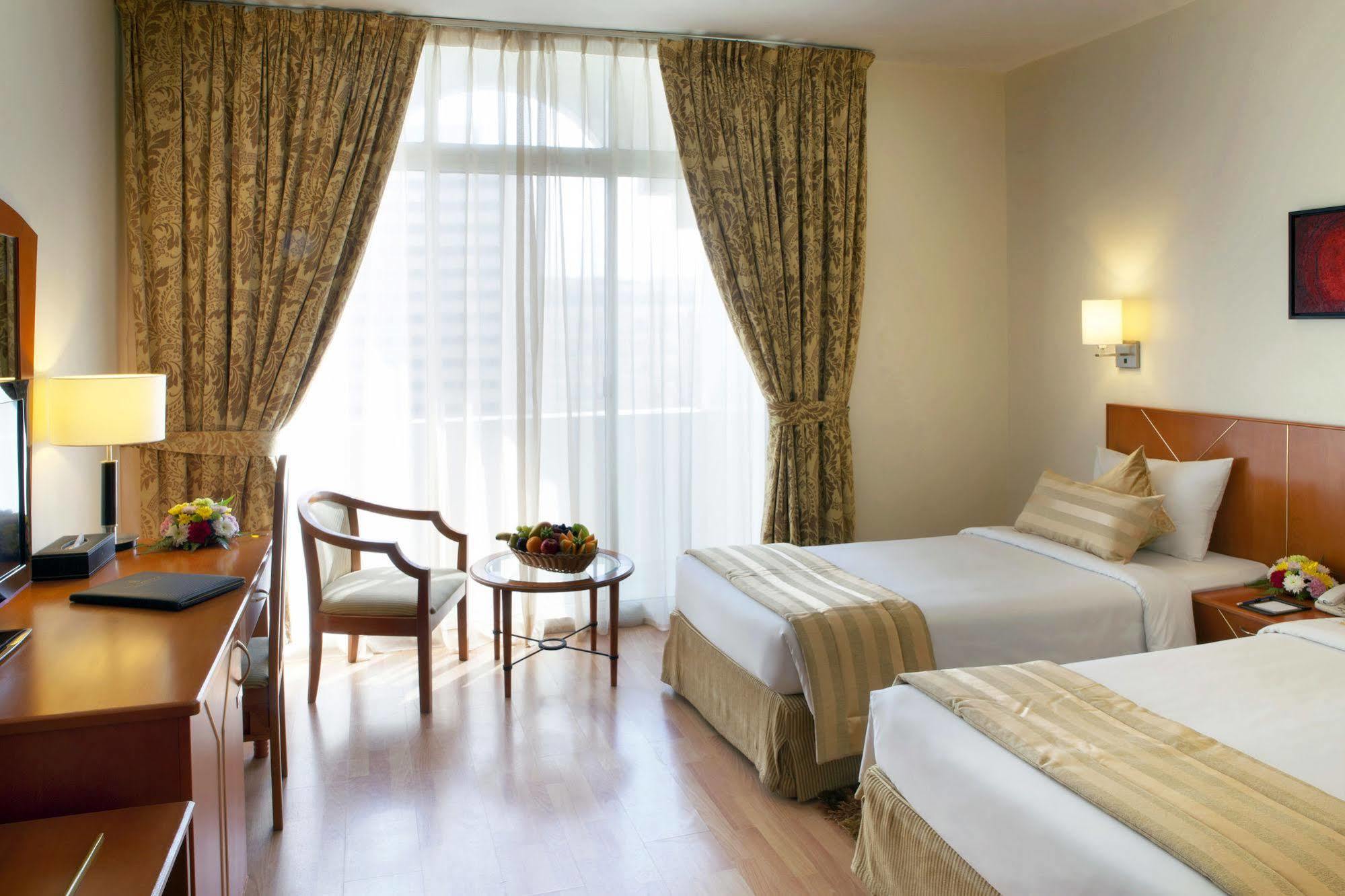 Landmark Plaza Hotel Дубай Екстер'єр фото